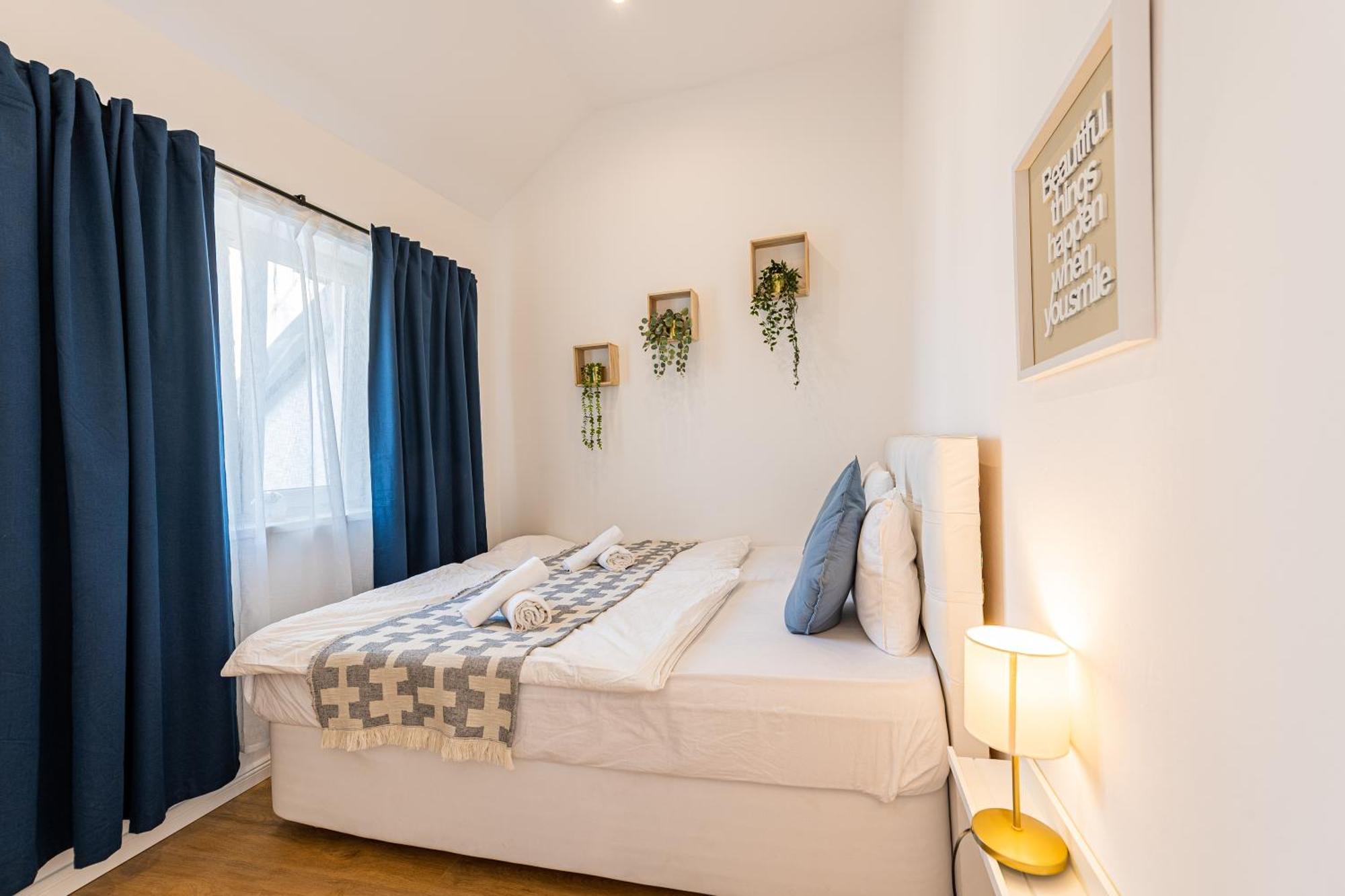 Apartment With Balcony Near Augarten Wenen Buitenkant foto