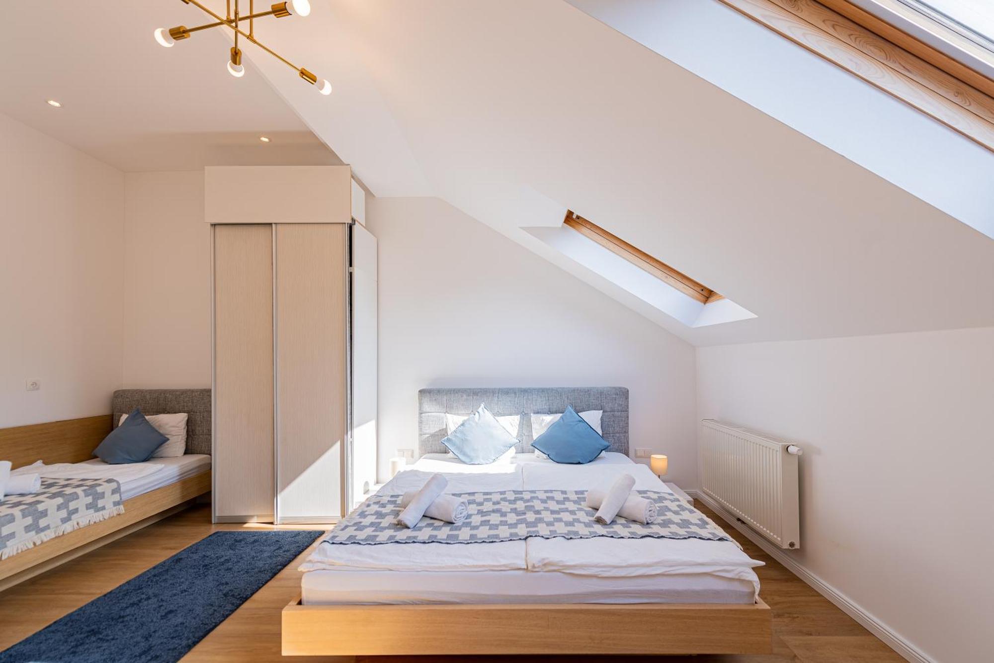 Apartment With Balcony Near Augarten Wenen Buitenkant foto