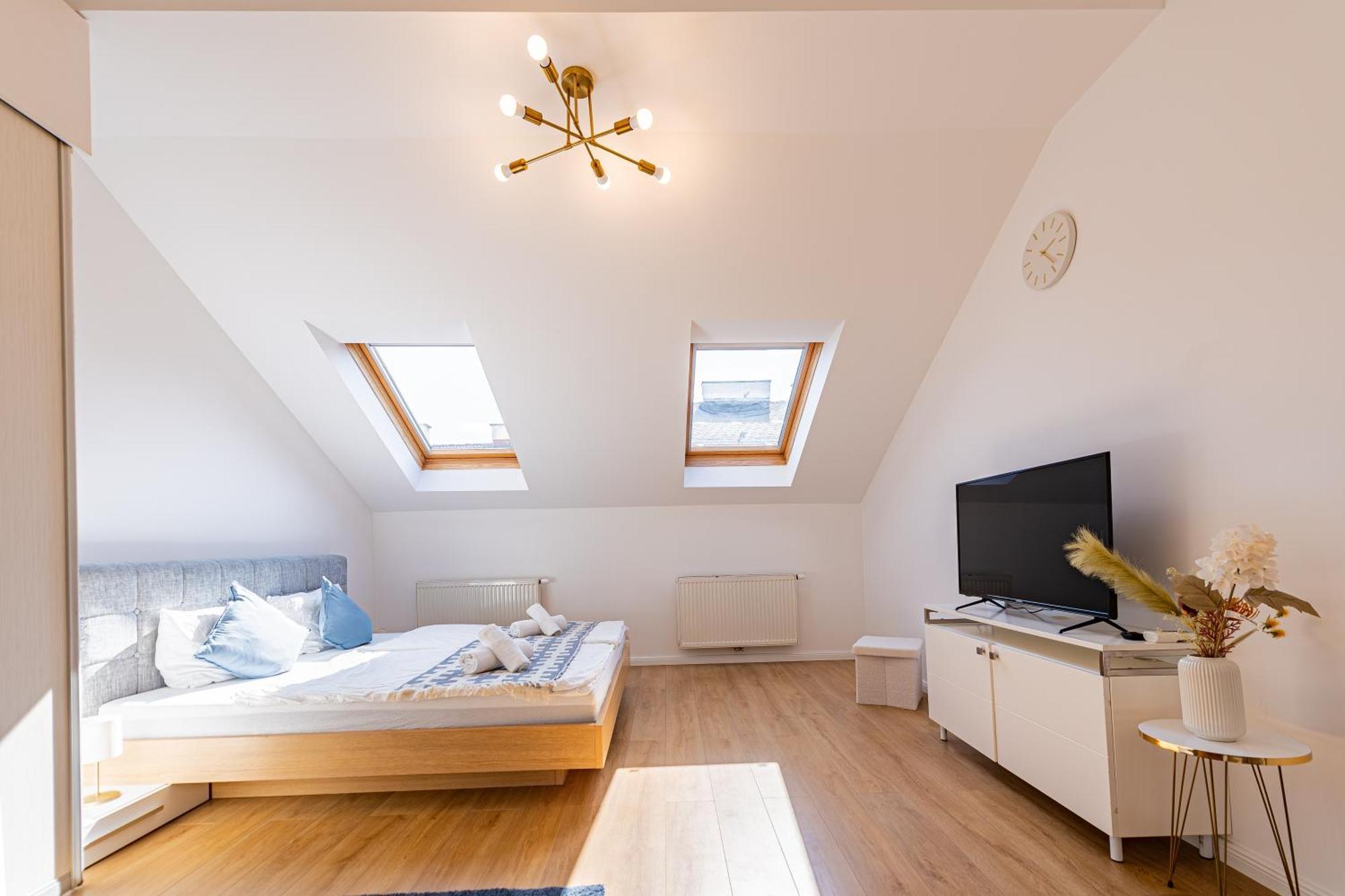 Apartment With Balcony Near Augarten Wenen Buitenkant foto